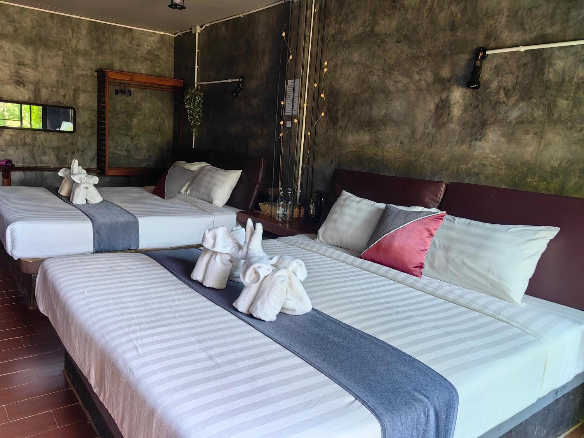 Keeree Loft Resort Thong Pha Phum Buitenkant foto