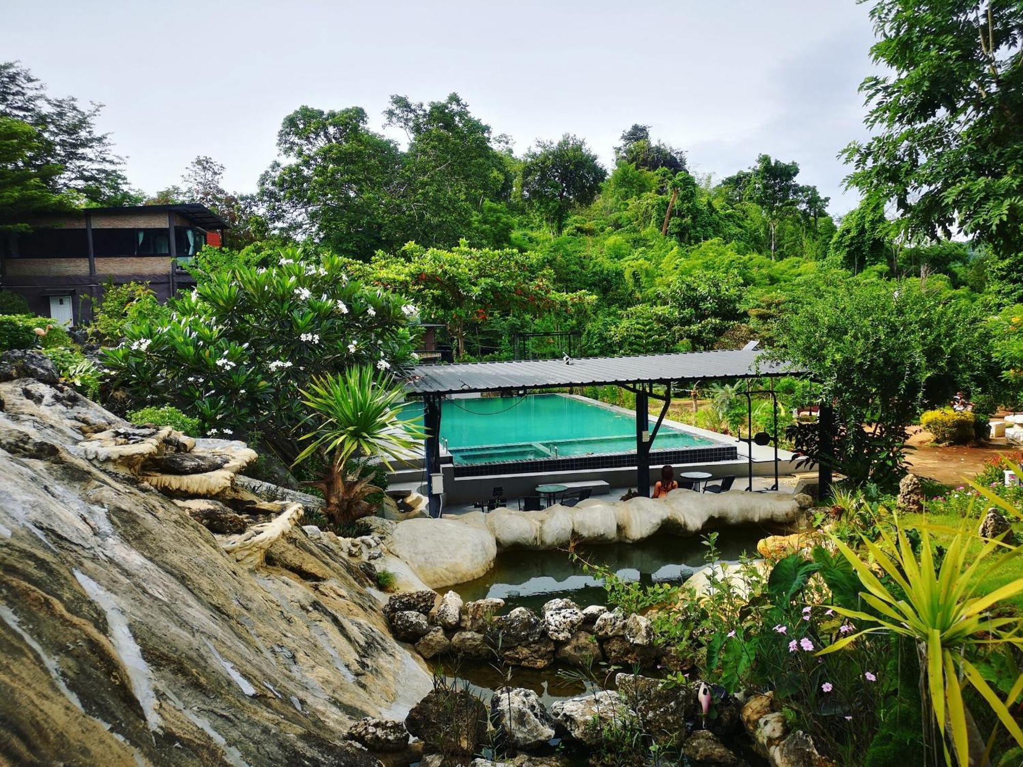 Keeree Loft Resort Thong Pha Phum Buitenkant foto